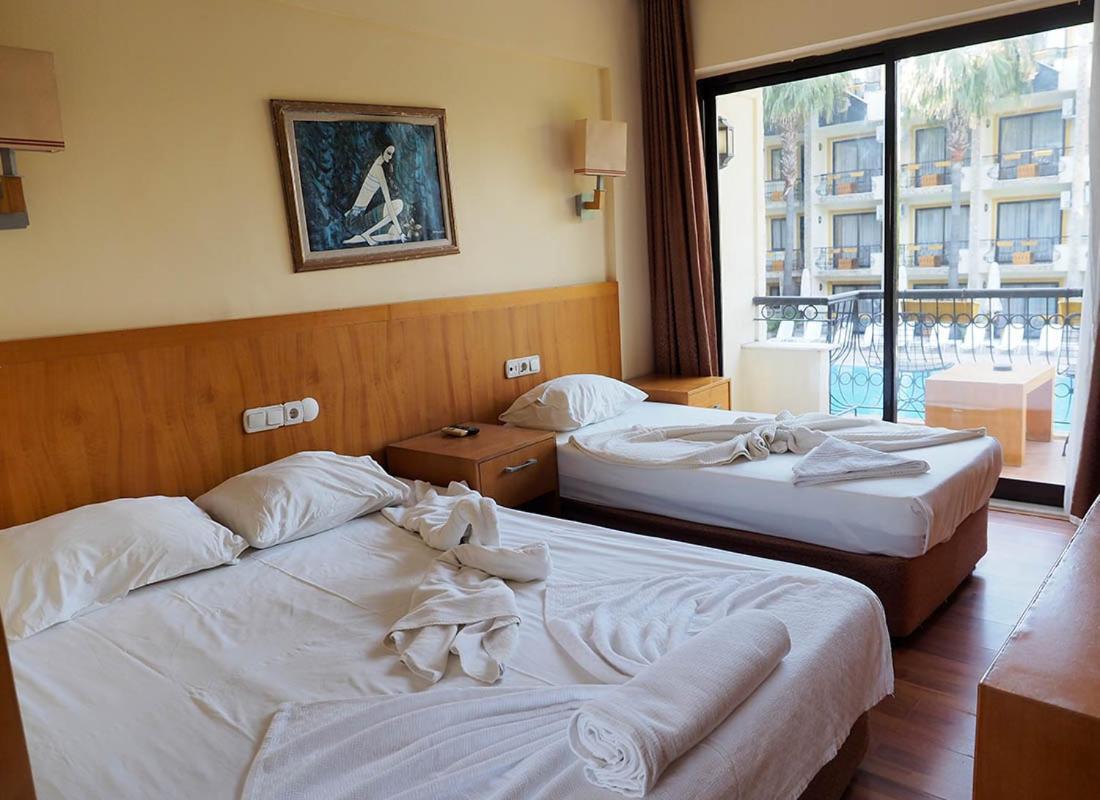 Club Herakles Hotel 케메르 외부 사진